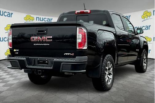 2022 GMC Canyon Base