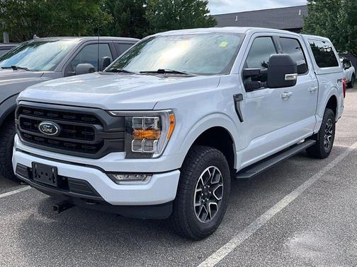 Space White Metallic 2022 Ford F-150 XLT