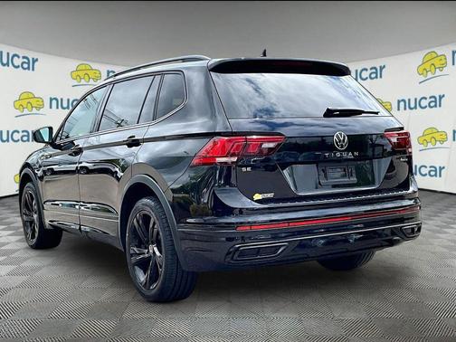 Deep Black Pearl 2023 Volkswagen Tiguan 2.0T SE R-Line Black 4MOTION