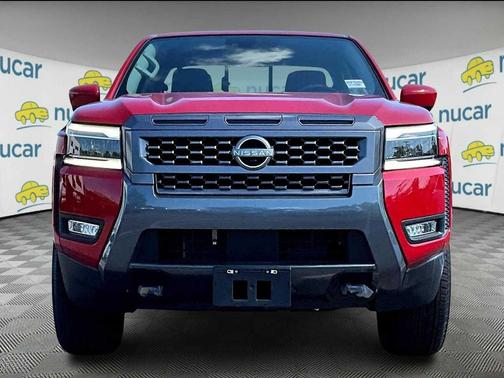2025 Nissan Frontier SL
