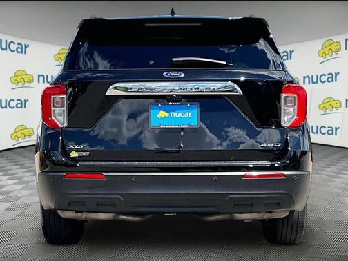 Agate Black Metallic 2023 Ford Explorer XLT