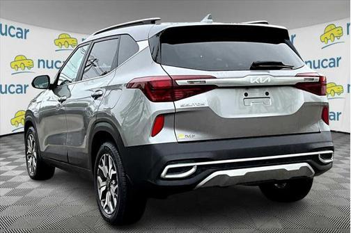 2022 Kia Seltos EX