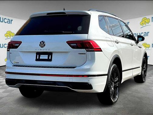 2022 Volkswagen Tiguan 2.0T SE R-Line Black 4MOTION