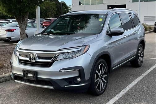 2020 Honda Pilot AWD Elite