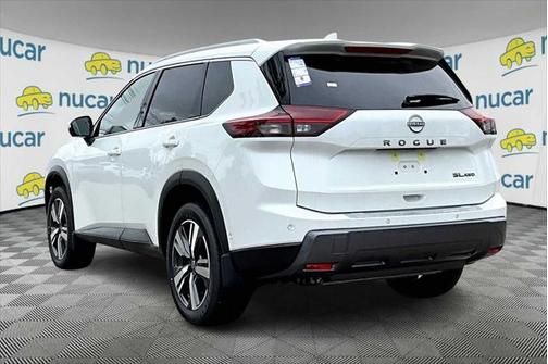 2025 Nissan Rogue SL