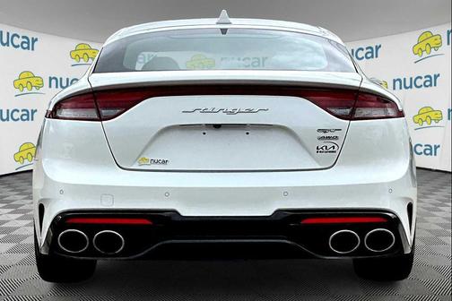 2022 Kia Stinger GT1