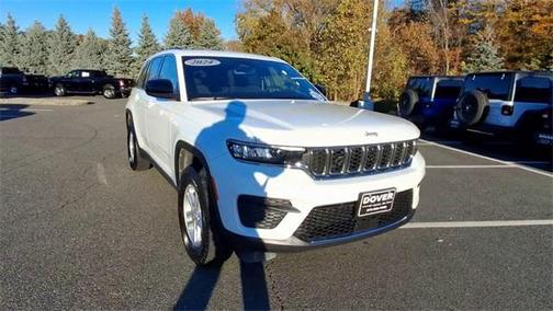 2024 Jeep Grand Cherokee Laredo