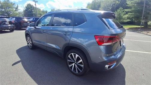 2024 Volkswagen Taos 1.5T SE