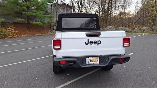 2024 Jeep Gladiator Sport