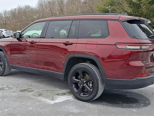 2023 Jeep Grand Cherokee L Laredo
