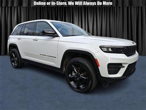 2024 Jeep Grand Cherokee Laredo