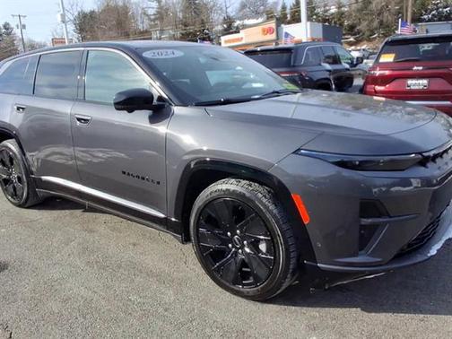 2024 Jeep Wagoneer S Launch Edition