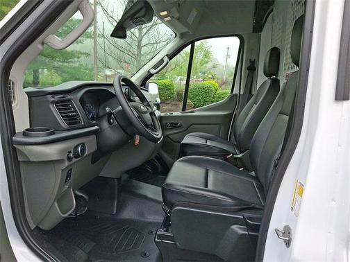 2024 Ford Transit-250 148 WB Medium Roof Cargo