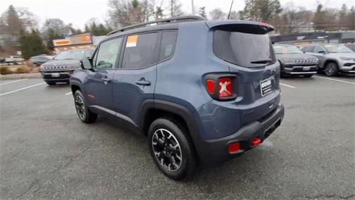 2023 Jeep Renegade Trailhawk