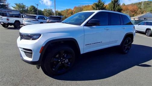 2024 Jeep Grand Cherokee Laredo