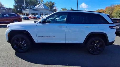 2024 Jeep Grand Cherokee Laredo