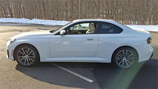 2024 BMW 230 i xDrive