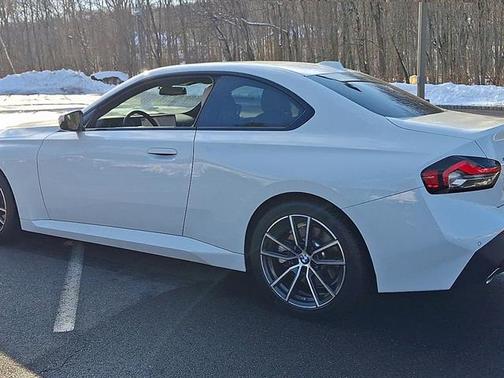 2024 BMW 230 i xDrive