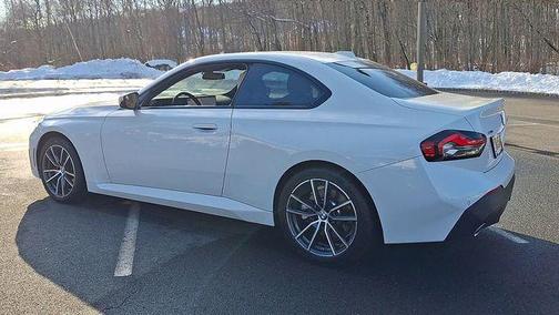 2024 BMW 230 i xDrive