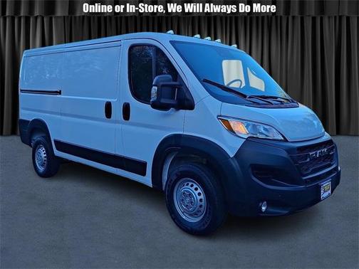 2025 RAM ProMaster 1500 Low Roof