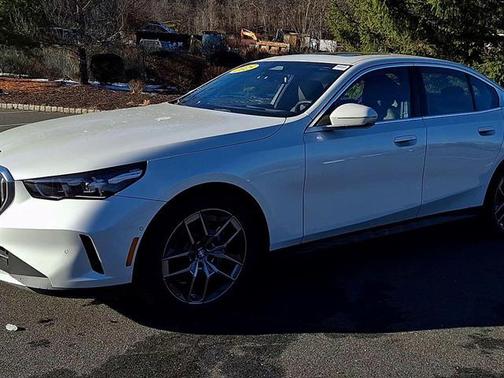 2025 BMW i5 xDrive40