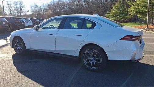 2025 BMW i5 xDrive40