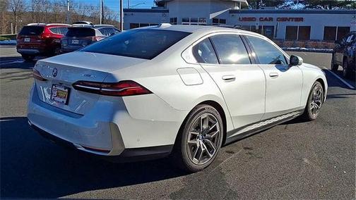 2025 BMW i5 xDrive40