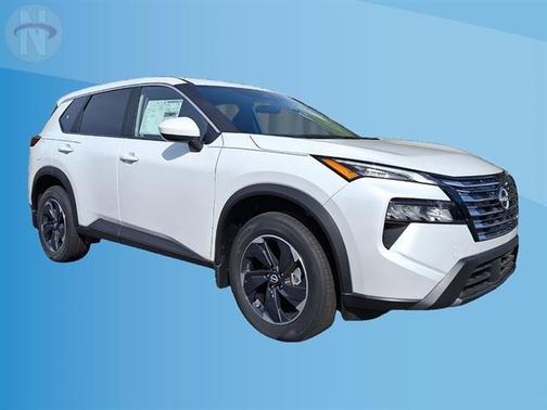 Everest White P 2025 Nissan Rogue SV