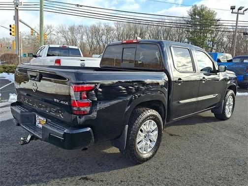 2022 Nissan Frontier SV