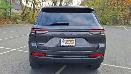 2024 Jeep Grand Cherokee Laredo