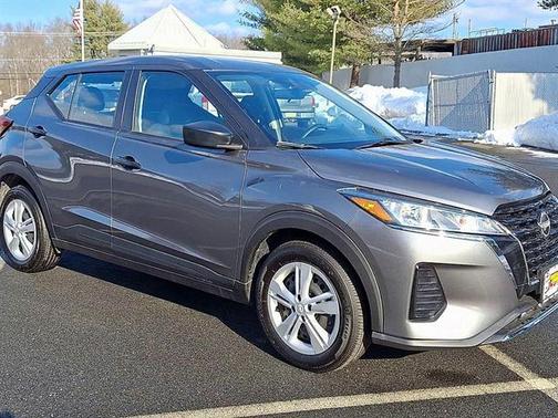 2025 Nissan Kicks Play S