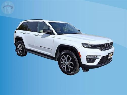 Bright White Clearcoat 2025 Jeep Grand Cherokee Limited