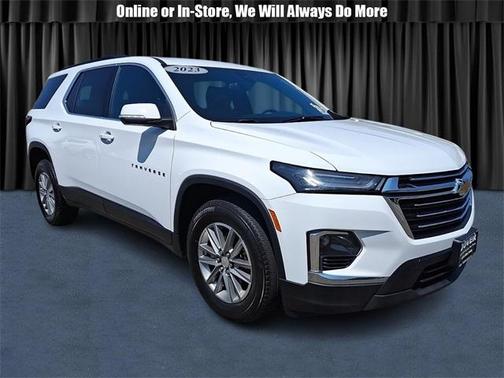 2023 Chevrolet Traverse LT Leather