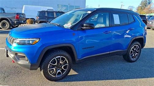 2024 Jeep Compass Trailhawk