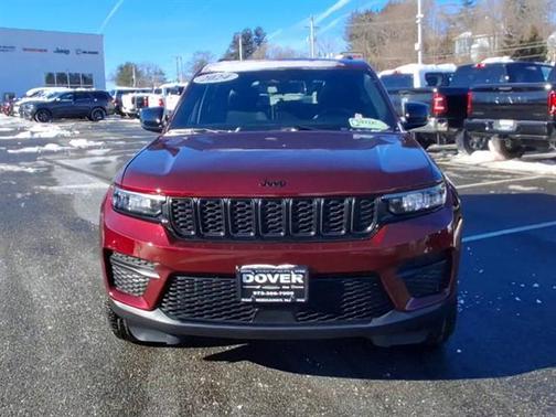 2024 Jeep Grand Cherokee Laredo