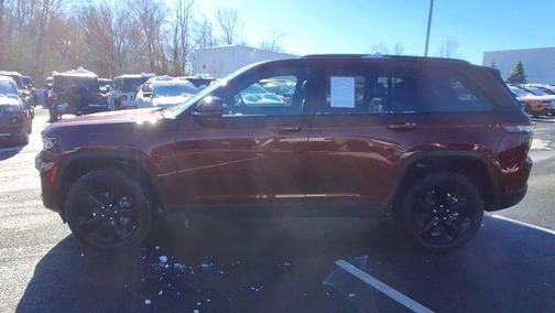 2024 Jeep Grand Cherokee Laredo