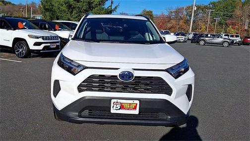 2024 Toyota RAV4 Hybrid XLE