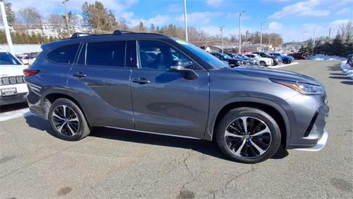 2022 Toyota Highlander XSE