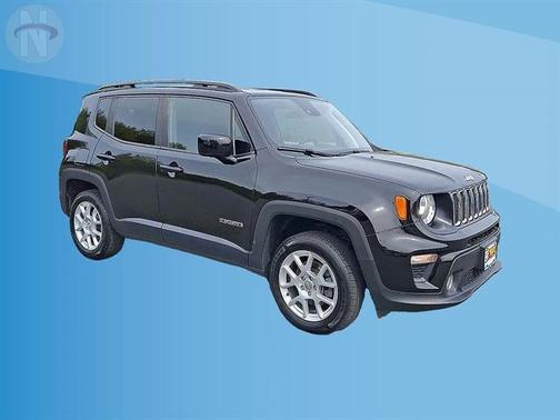 Black Clearcoat 2021 Jeep Renegade Latitude
