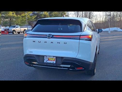 2025 Nissan Murano SV