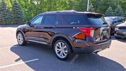 2023 Ford Explorer Platinum