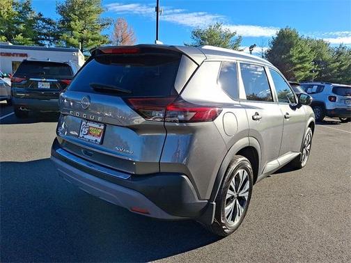 2022 Nissan Rogue SV