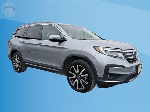 Silver 2022 Honda Pilot Elite