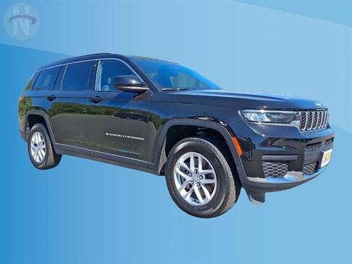 Diamond Black 2024 Jeep Grand Cherokee L Laredo