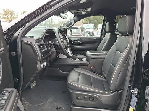 Onyx Black 2023 GMC Yukon SLT