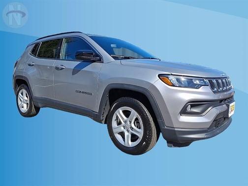 Billet Silver Clearcoat Metallic 2023 Jeep Compass Latitude