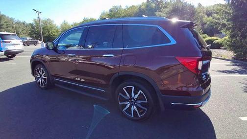 2022 Honda Pilot Touring 7-Passenger