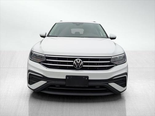 2024 Volkswagen Tiguan 2.0T SE 4MOTION
