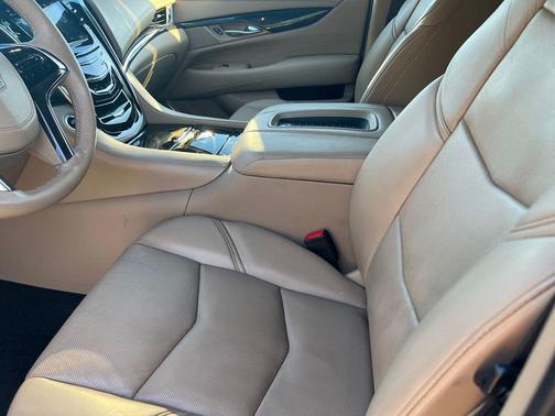 2020 Cadillac Escalade Platinum