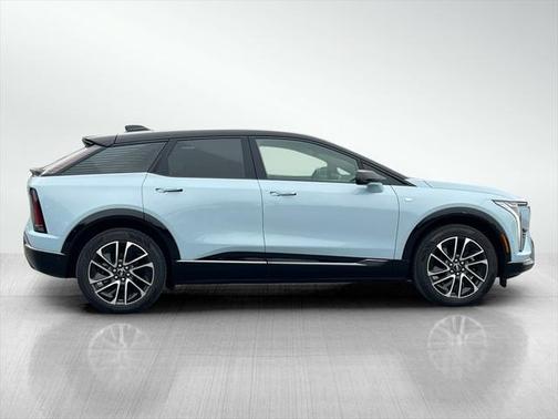 2025 Cadillac OPTIQ Sport 1 AWD
